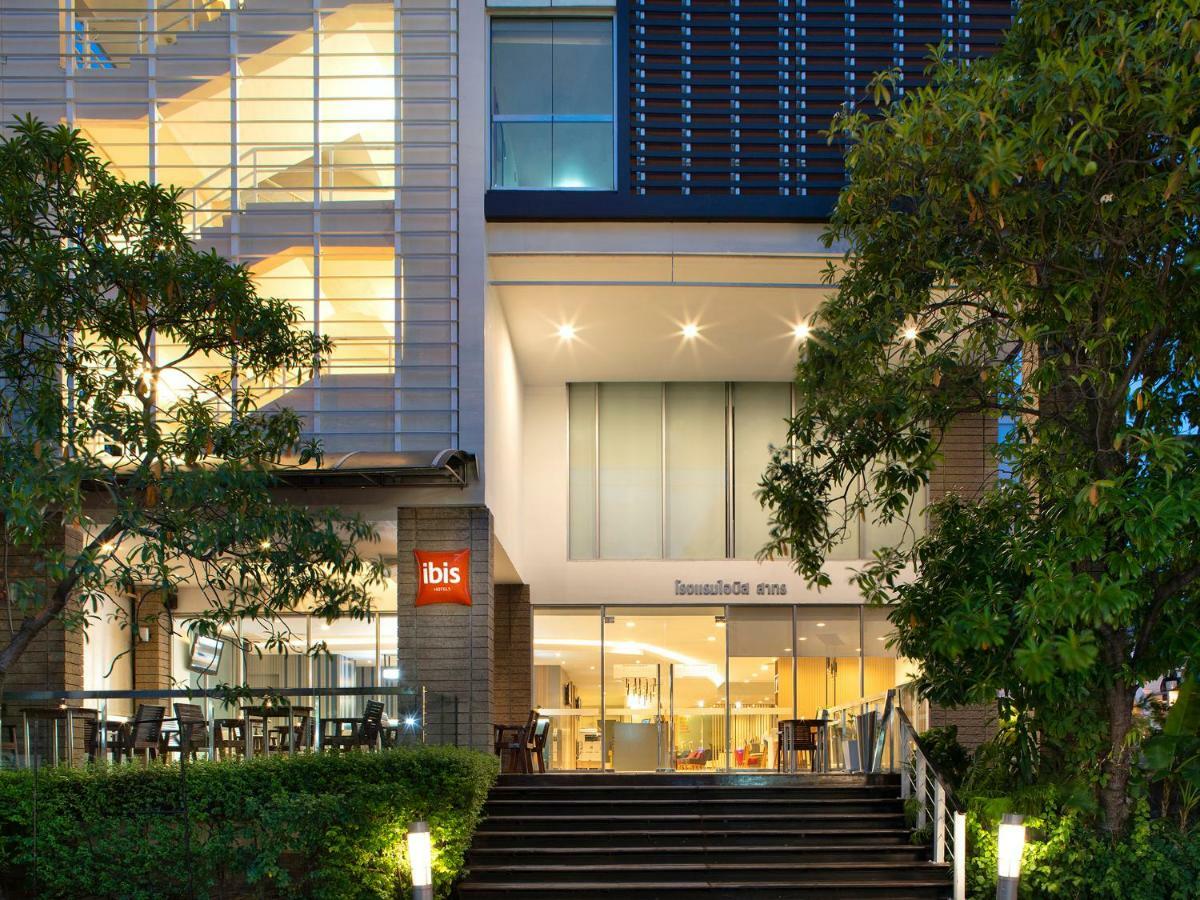 Ibis Bangkok Sathorn Hotel Exterior photo